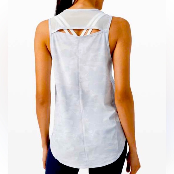 Lululemon Sculpt Tank
Incognito Camo Alpine White Multi - Picture 1 of 9